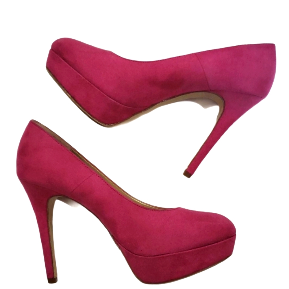 ** Pink Suede Heels**